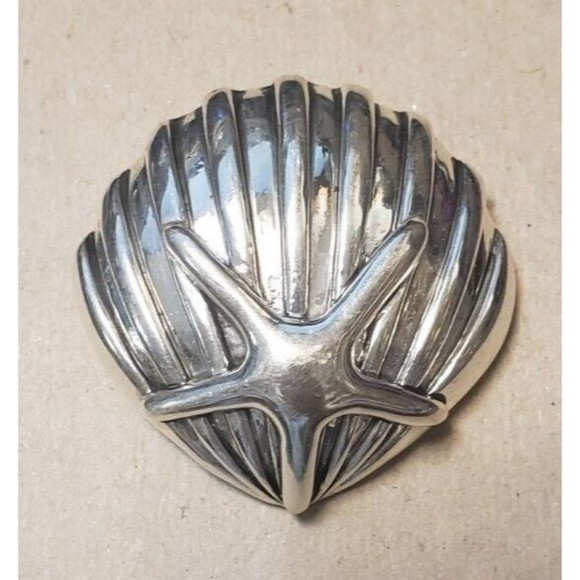 MJ Signed Vintage Starfish Shell Brooch Pendant Pin Silver Domed Beach Sea Clam - Picture 2 of 10